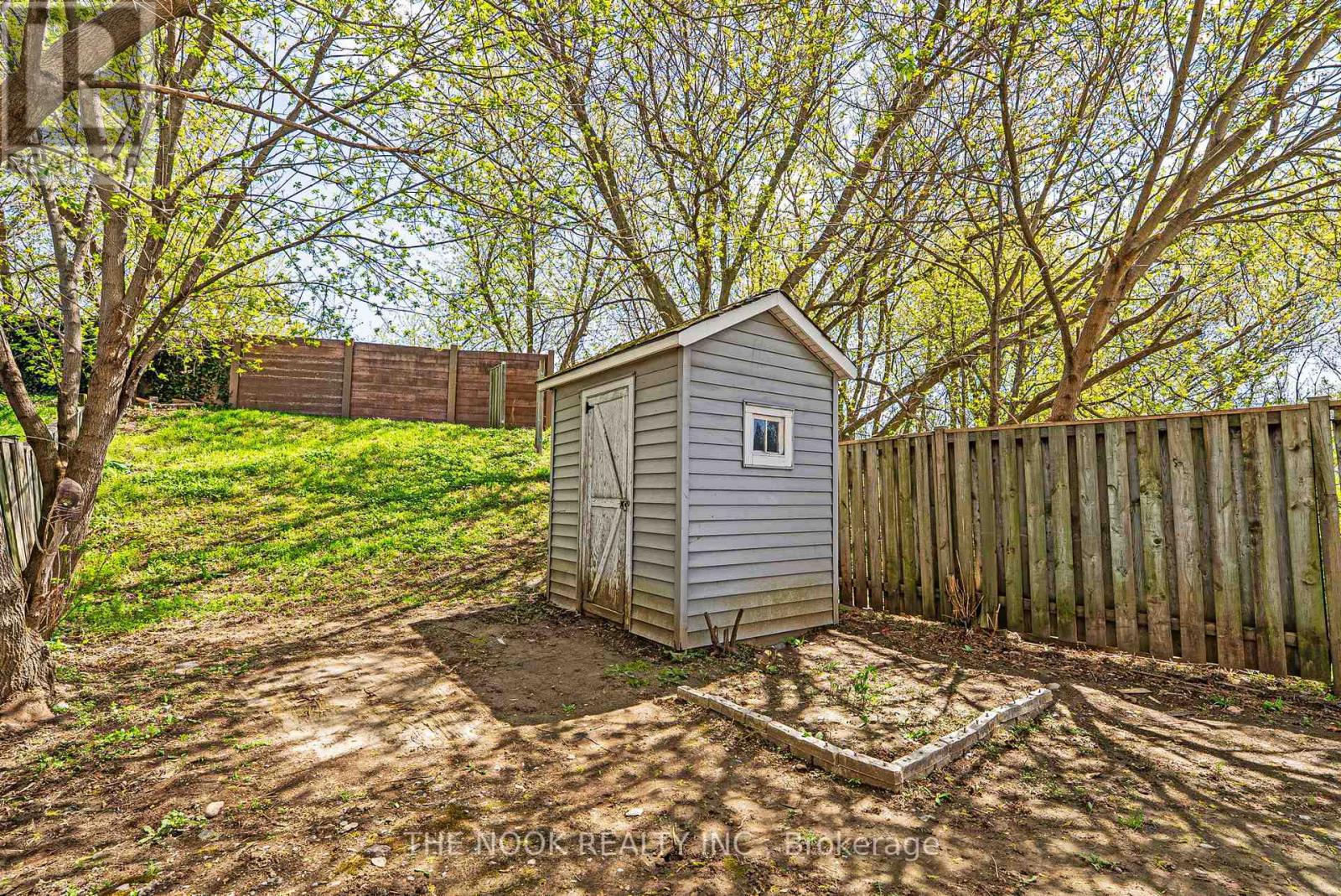 629 Dunn Crescent, Pickering, Ontario  L1W 3T3 - Photo 41 - E12150865