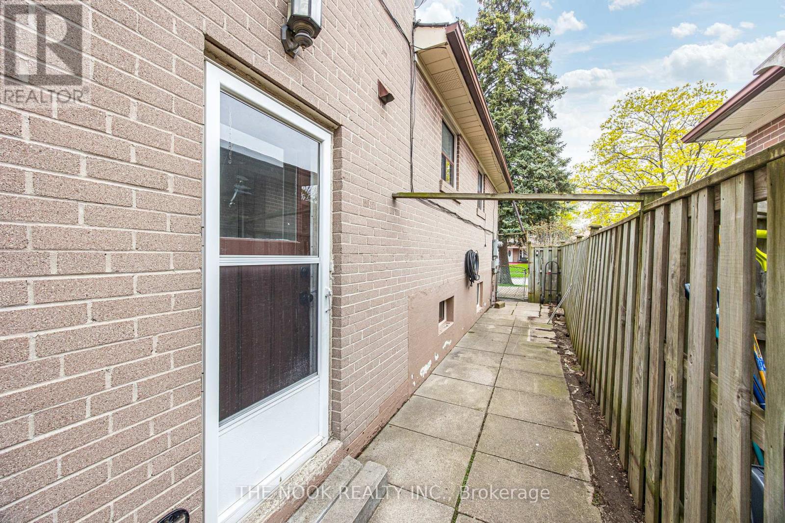 5 Starlake Drive, Toronto, Ontario  M1G 3C3 - Photo 43 - E12150869