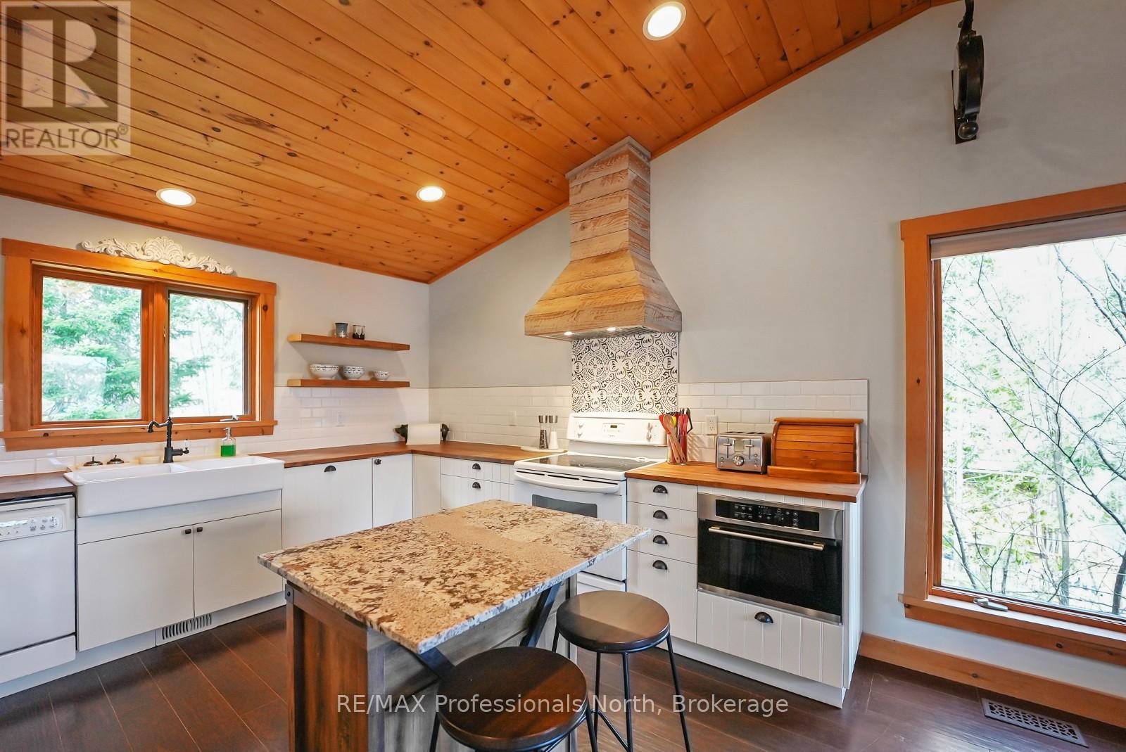 1334 Hardwood Lane, Highlands East, Ontario  K0M 3C0 - Photo 23 - X12150709