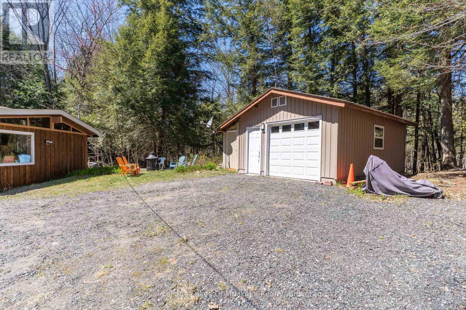 35 Brennan Circle, Huntsville, Ontario  P1H 2J2 - Photo 27 - X12150797