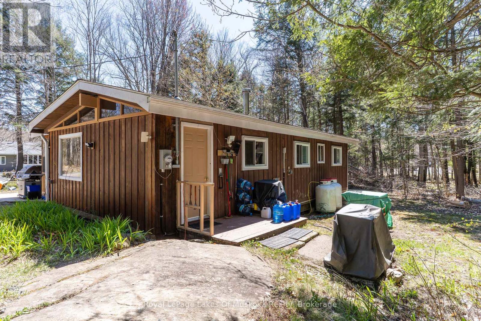 35 Brennan Circle, Huntsville, Ontario  P1H 2J2 - Photo 33 - X12150797