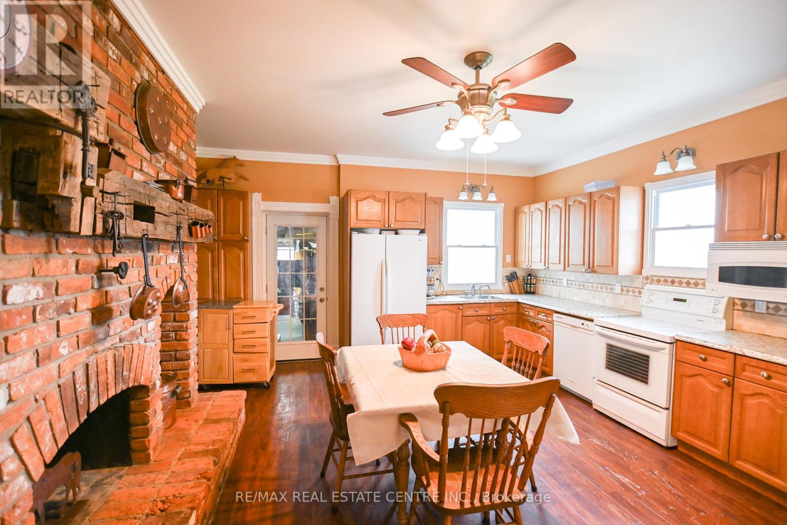 5192 Third Line, Erin, Ontario  L7J 2L8 - Photo 6 - X12150596