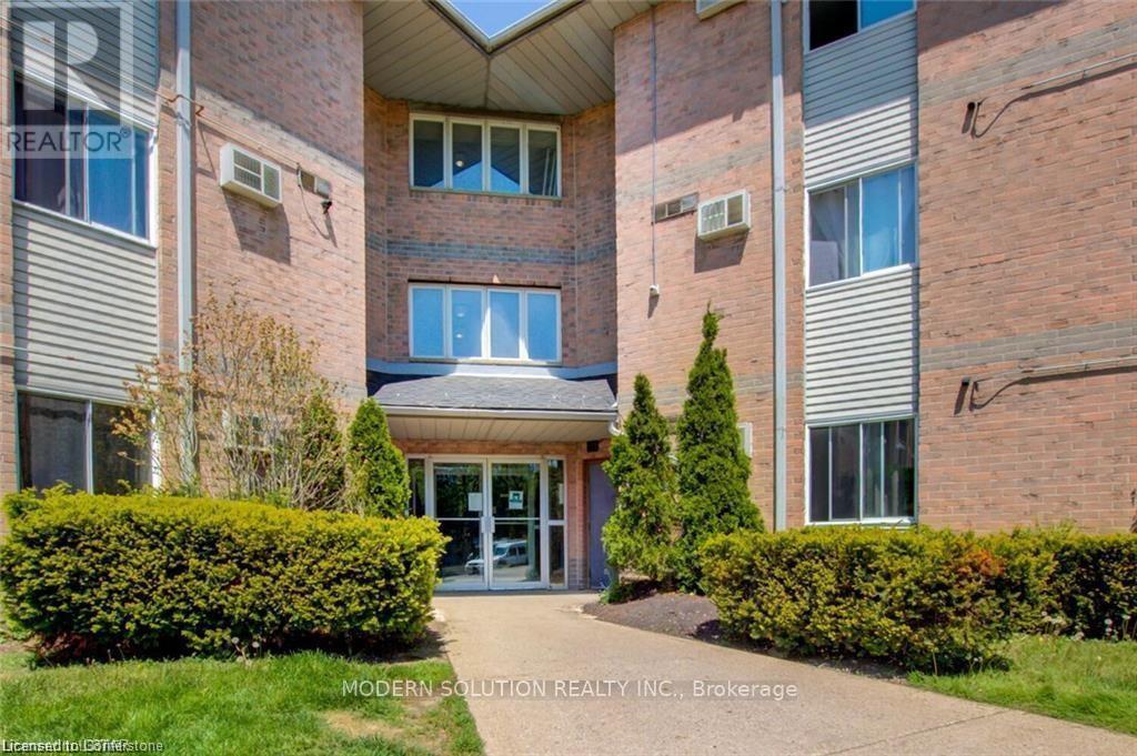 315 - 2230 Trafalgar Street, London East (East I), Ontario  N5V 4J9 - Photo 1 - X12150644