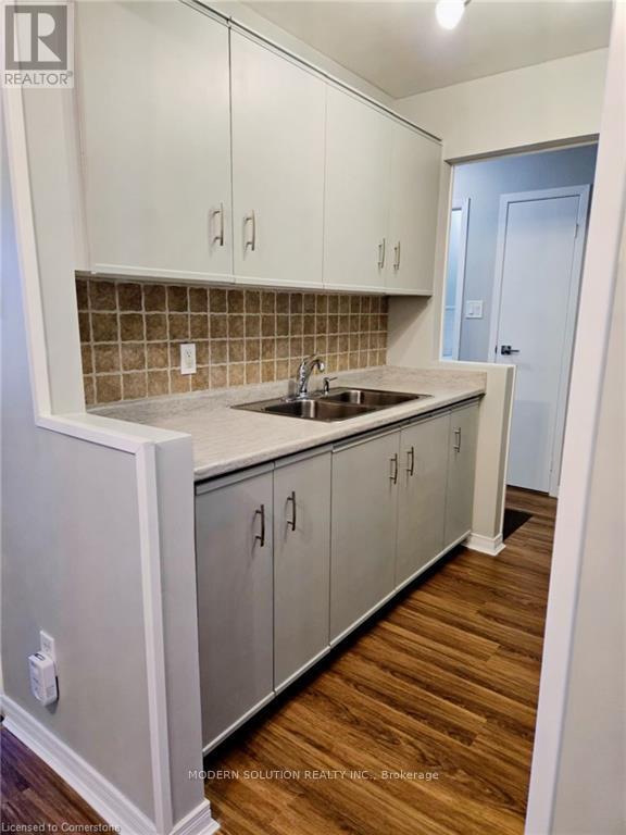 315 - 2230 Trafalgar Street, London East (East I), Ontario  N5V 4J9 - Photo 5 - X12150644