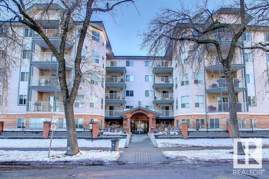 9938 104 ST NW, edmonton, Alberta