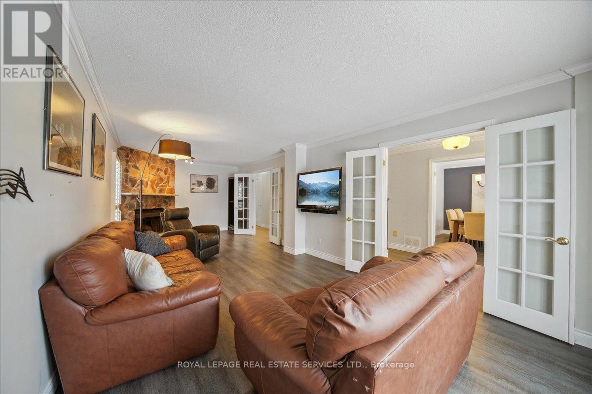 224 O'donoghue Avenue, Oakville, Ontario  L6H 3W6 - Photo 12 - W12131392
