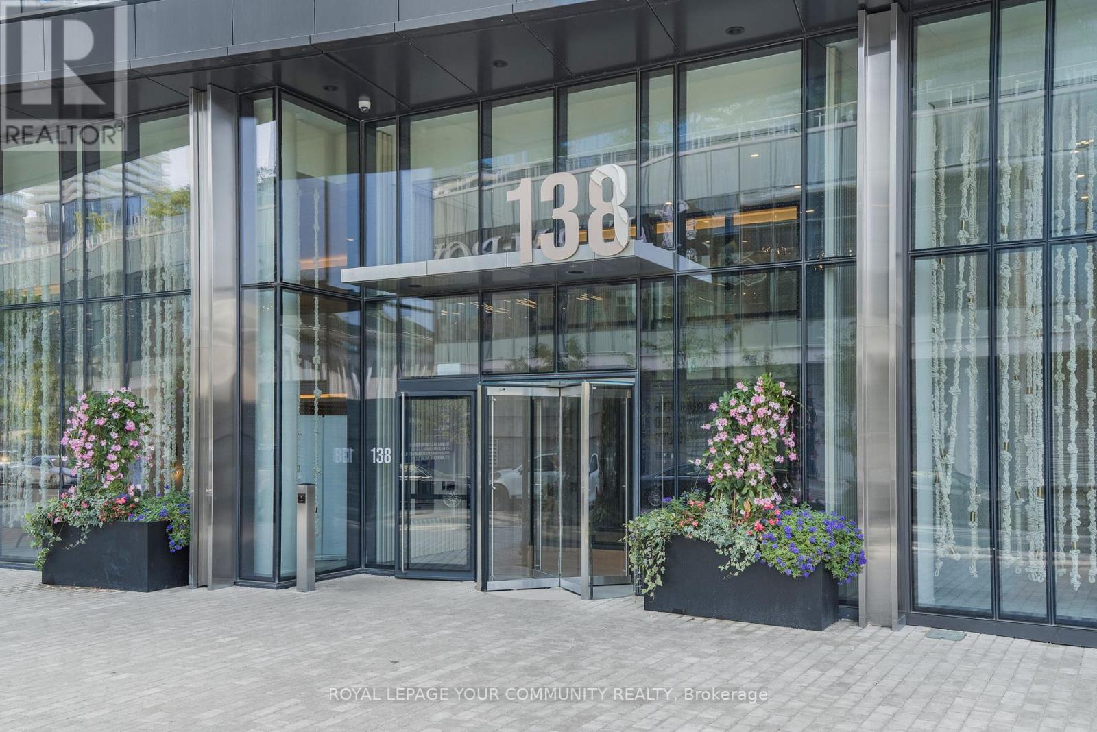 6506 - 138 Downes Street, Toronto, Ontario  M5E 0E4 - Photo 24 - C12141092