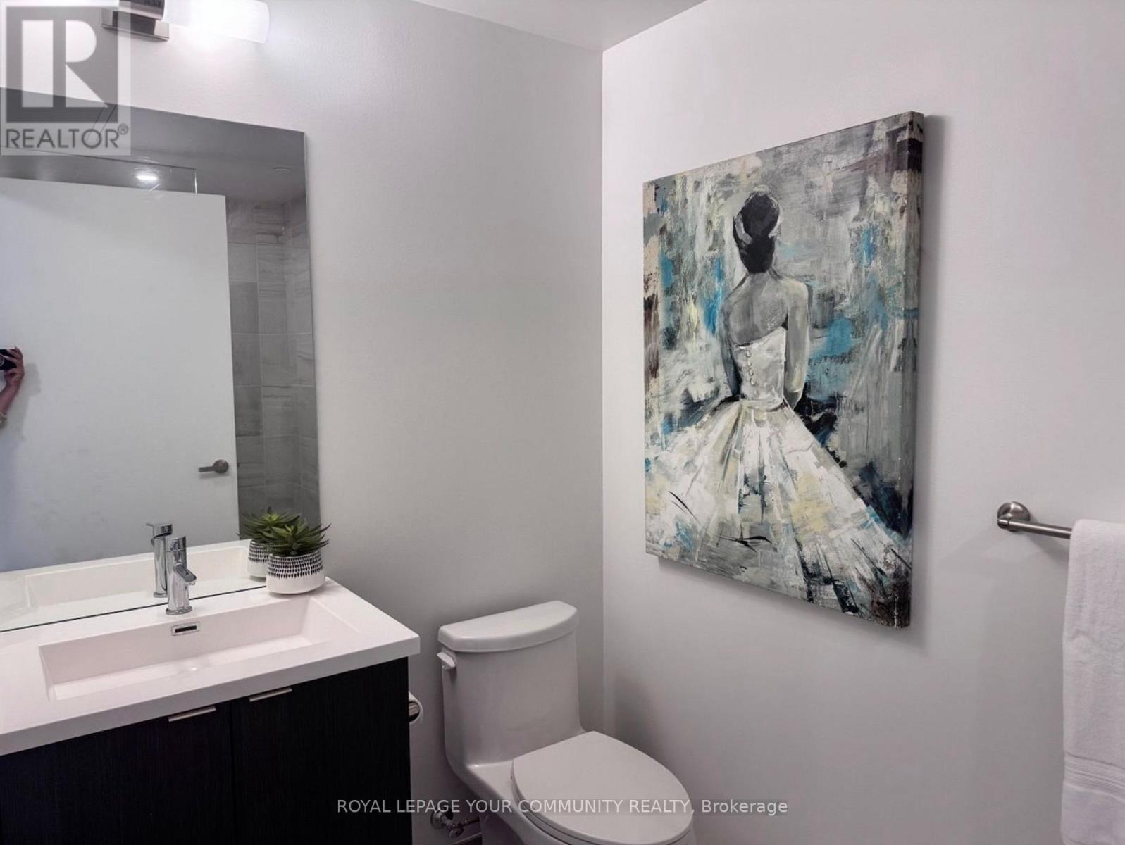 6506 - 138 Downes Street, Toronto, Ontario  M5E 0E4 - Photo 12 - C12141092