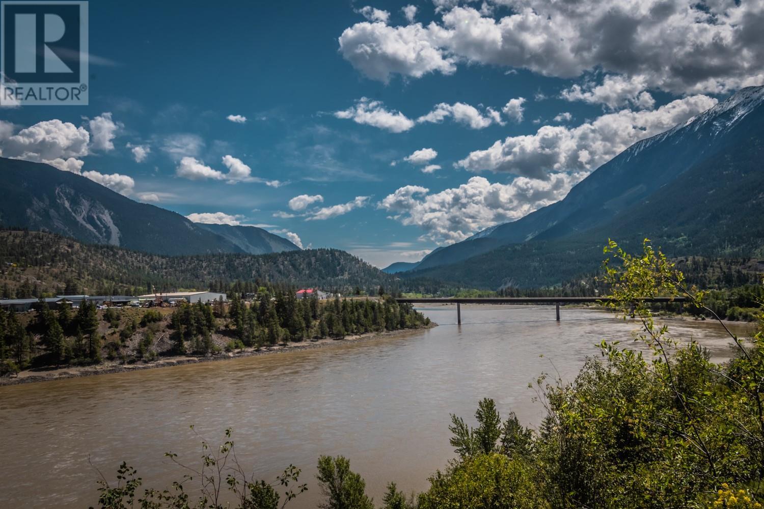 808 Orchard Drive, Lillooet, British Columbia  V0K 1V0 - Photo 13 - 10347910