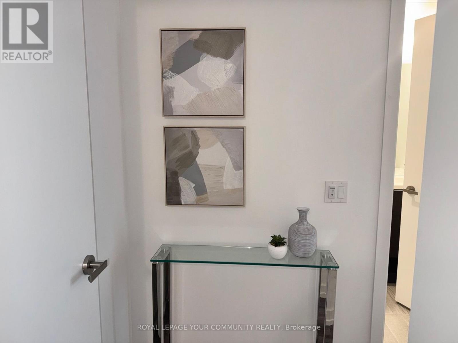 6506 - 138 Downes Street, Toronto, Ontario  M5E 0E4 - Photo 8 - C12141092