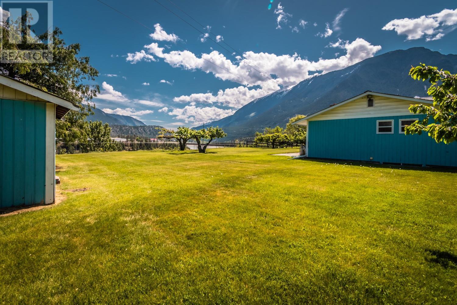 808 Orchard Drive, Lillooet, British Columbia  V0K 1V0 - Photo 21 - 10347910