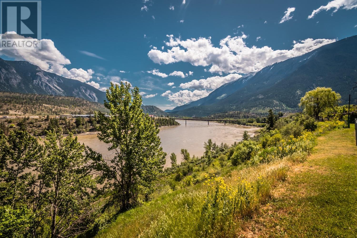 808 Orchard Drive, Lillooet, British Columbia  V0K 1V0 - Photo 16 - 10347910