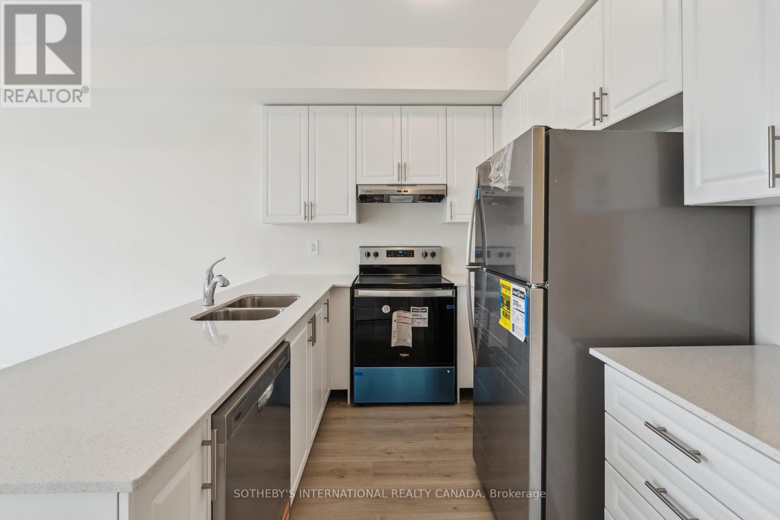 204 - 1695 Dersan Street, Pickering, Ontario  L1V 2P8 - Photo 13 - E12149930