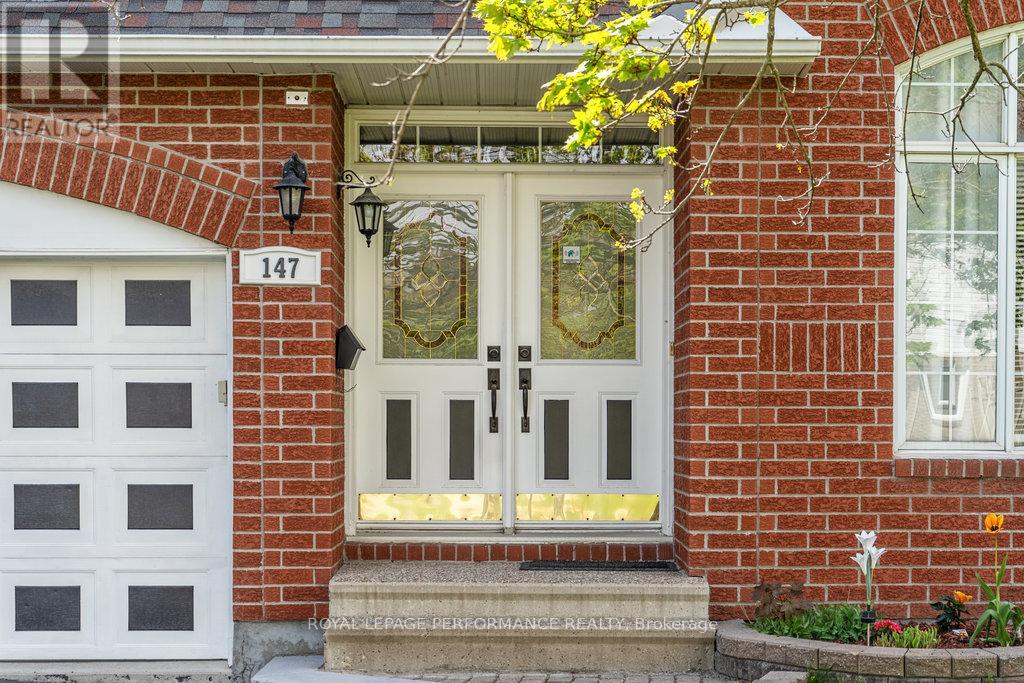 147 Grassy Plains Drive, Ottawa, Ontario  K2M 2R6 - Photo 4 - X12040272