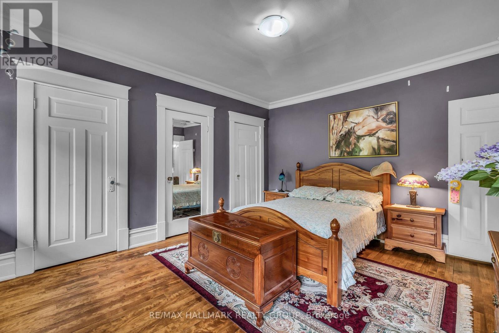 604 Queen Elizabeth Drive, Ottawa, Ontario  K1S 3N5 - Photo 12 - X12128960