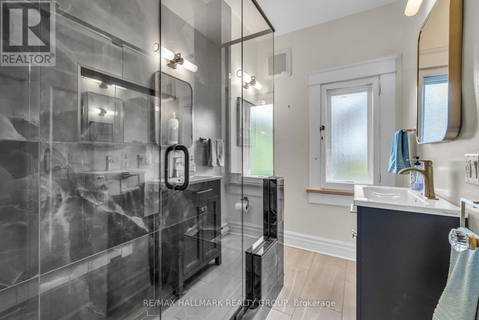 604 Queen Elizabeth Drive, Ottawa, Ontario  K1S 3N5 - Photo 15 - X12128960