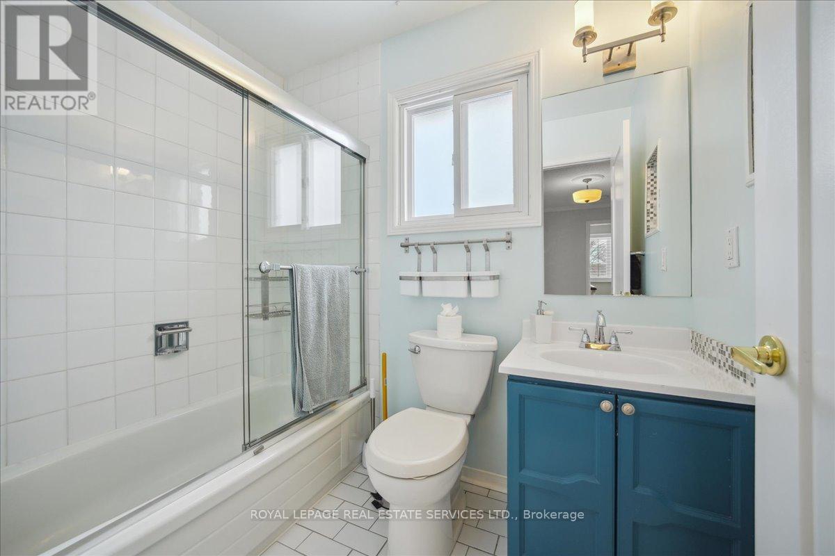 224 O'donoghue Avenue, Oakville, Ontario  L6H 3W6 - Photo 29 - W12131392