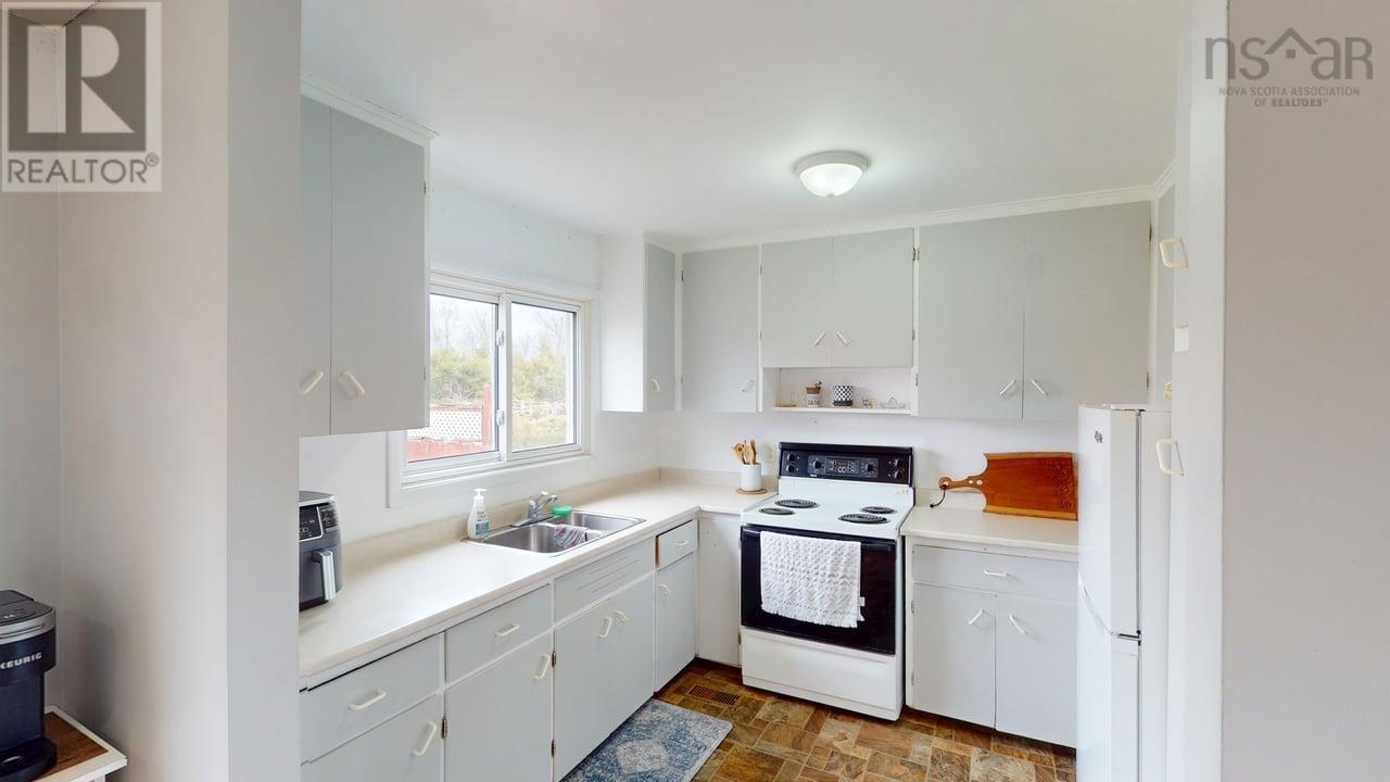 Property at 28 Weir Avenue image 3