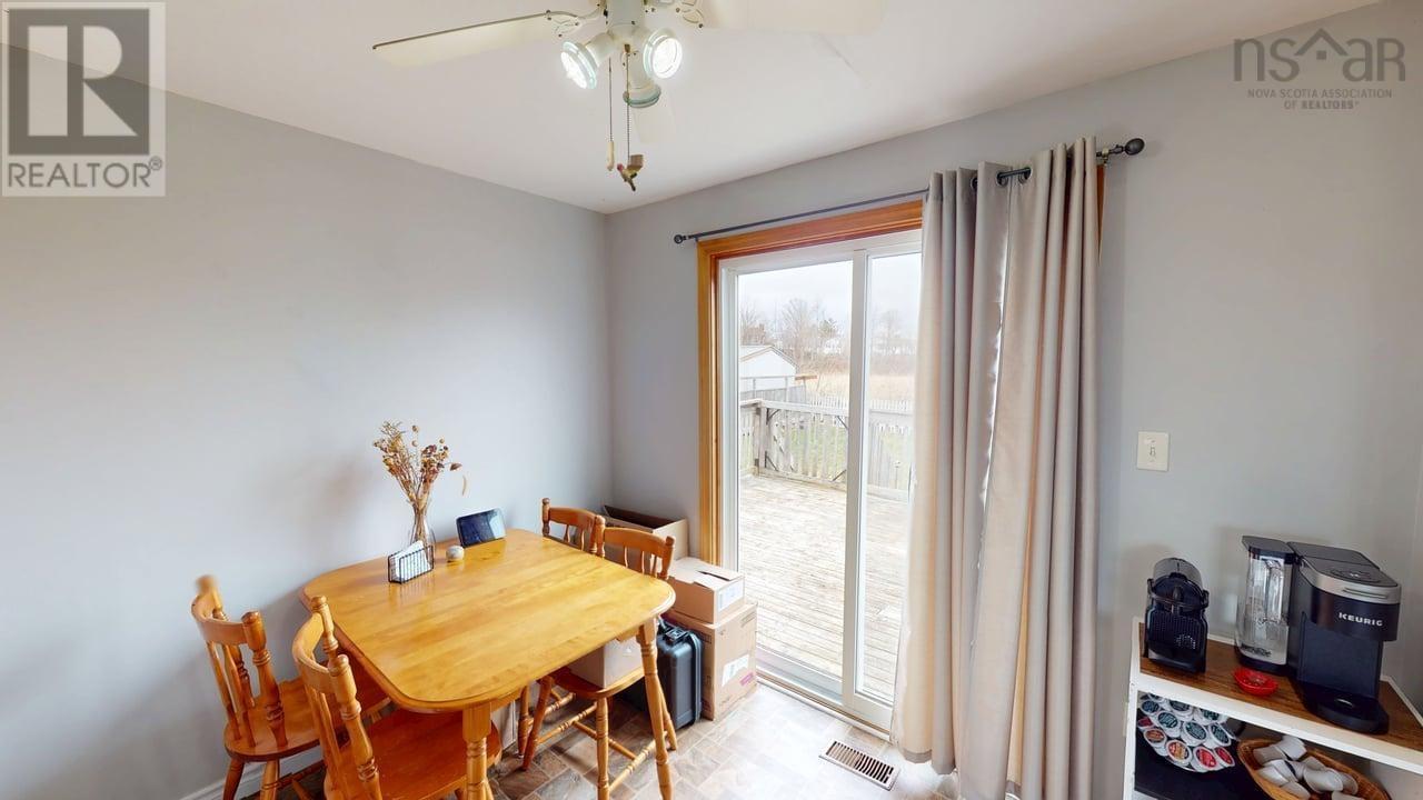Property at 28 Weir Avenue image 5