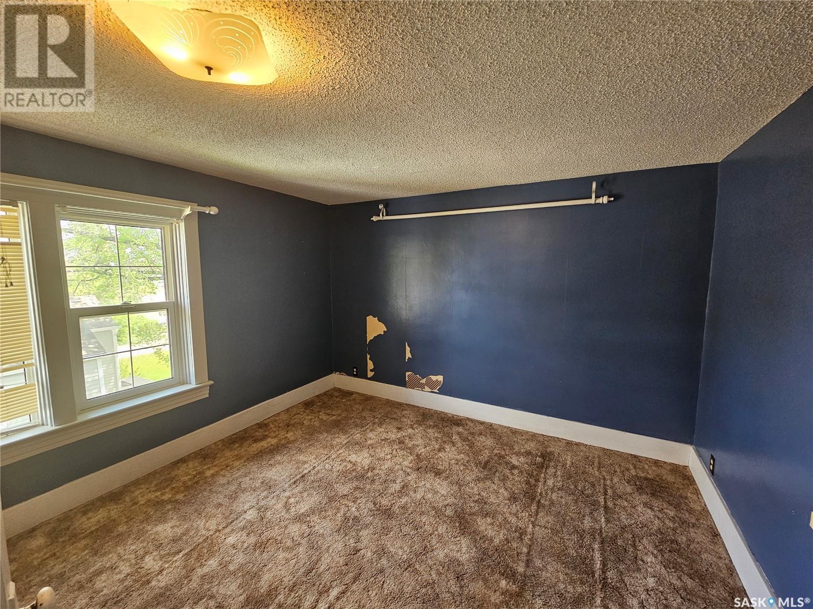 216 Mckenzie Street S, Outlook, Saskatchewan  S0L 2N0 - Photo 13 - SK006034
