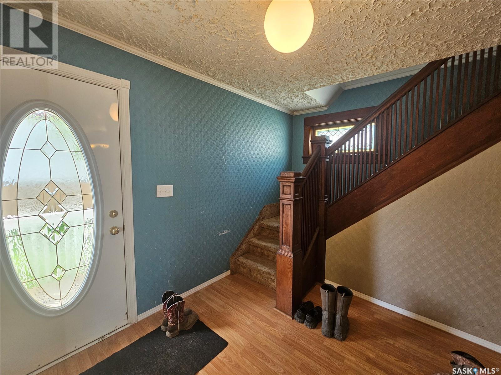 216 Mckenzie Street S, Outlook, Saskatchewan  S0L 2N0 - Photo 3 - SK006034