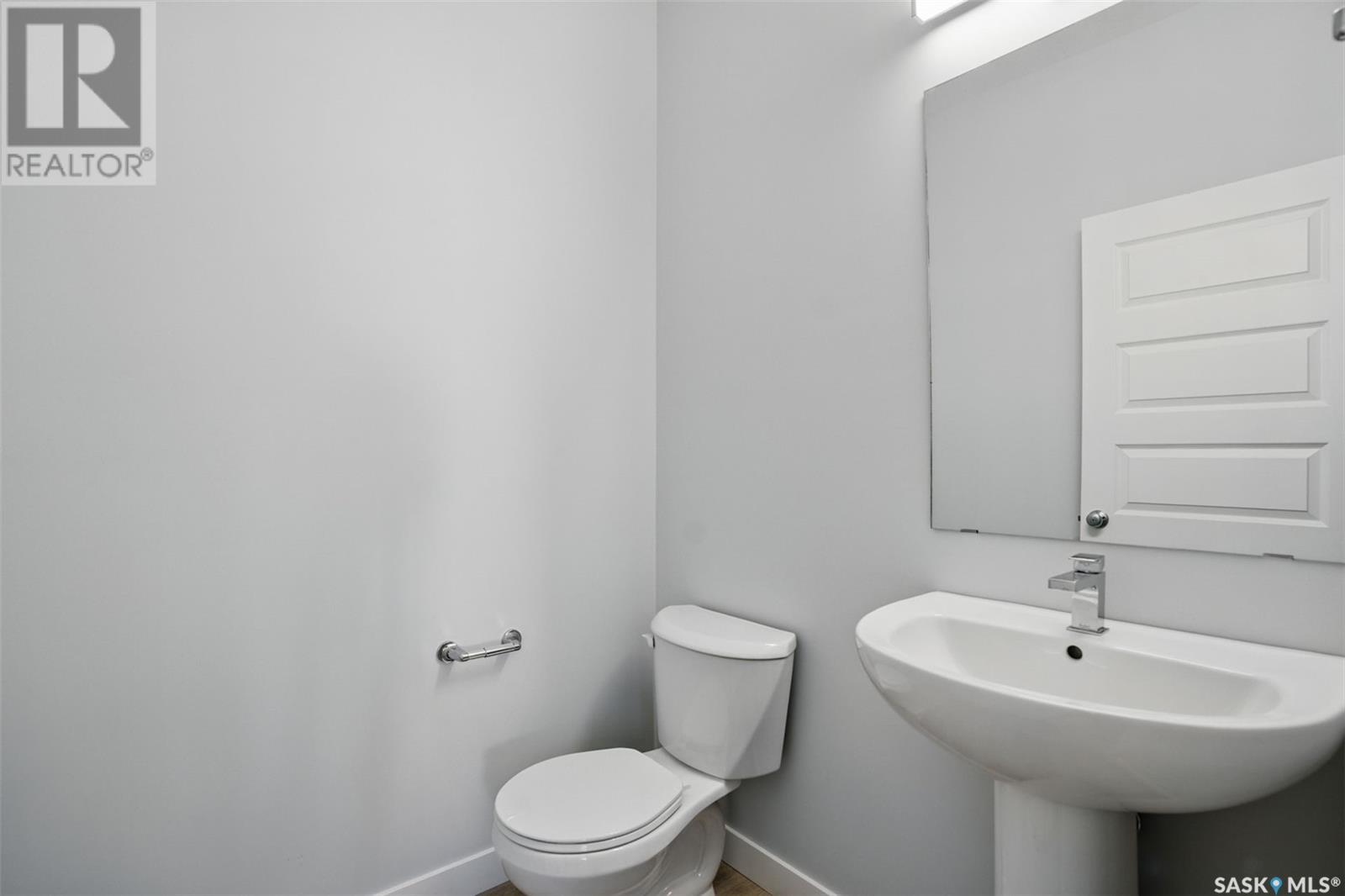 242 Antonini Court, Saskatoon, Saskatchewan  S0K 1V0 - Photo 11 - SK006031