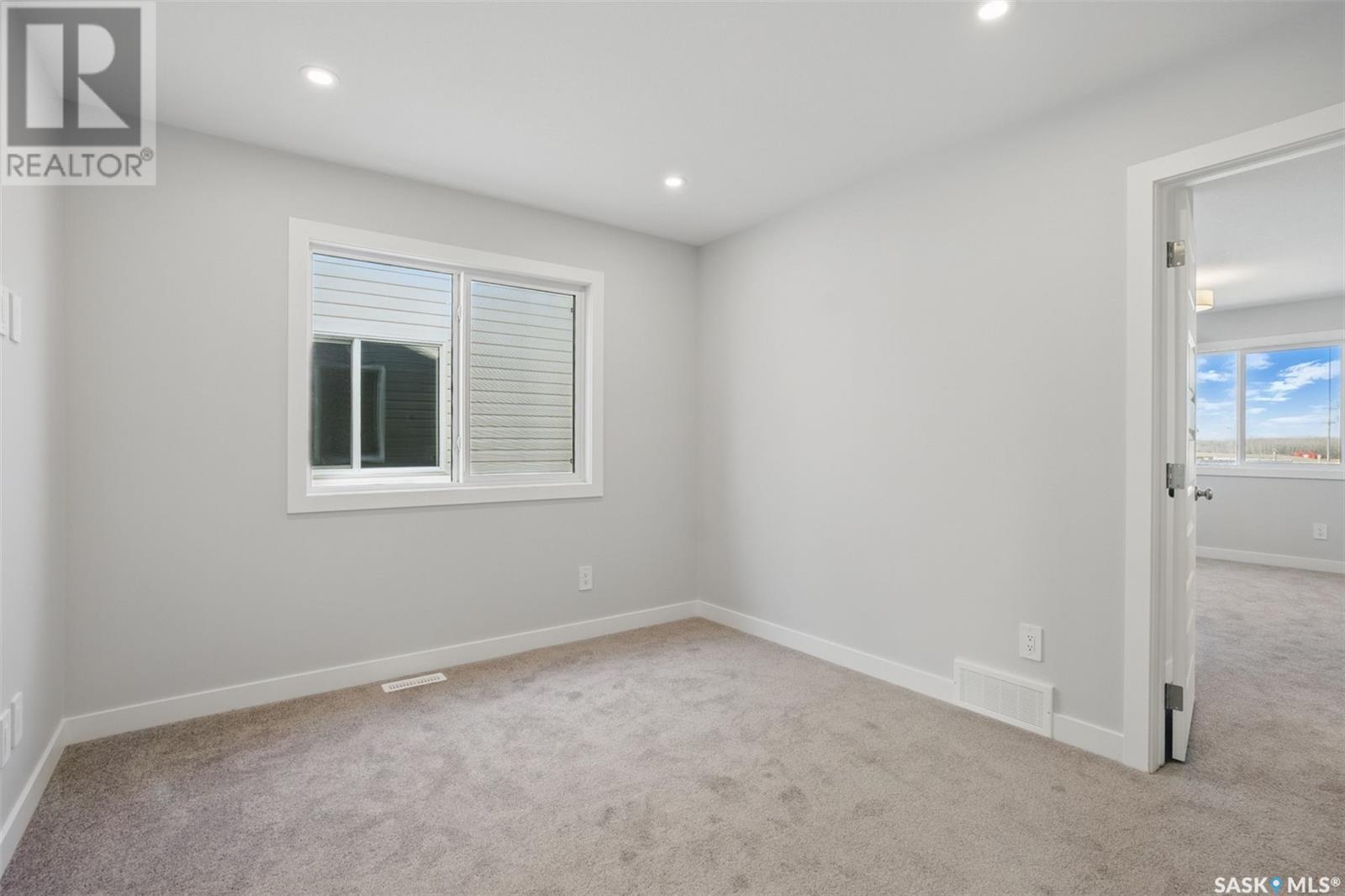 242 Antonini Court, Saskatoon, Saskatchewan  S0K 1V0 - Photo 16 - SK006031