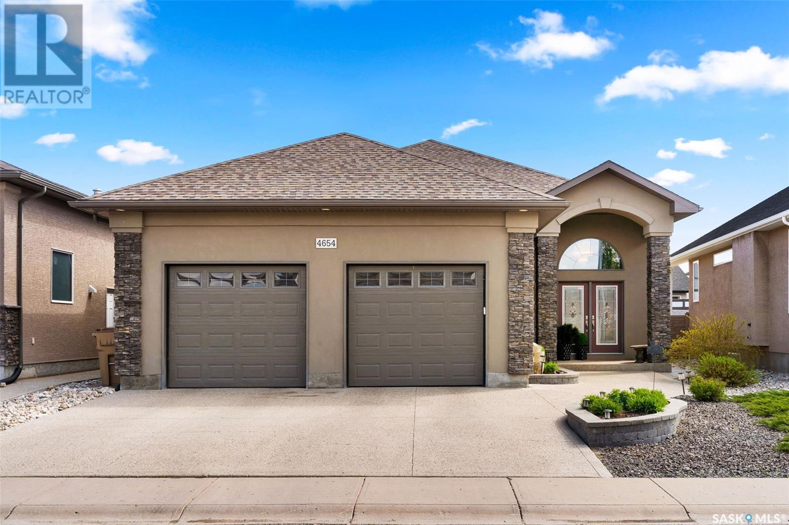 Property at 4654 Malcolm DRIVE image 1