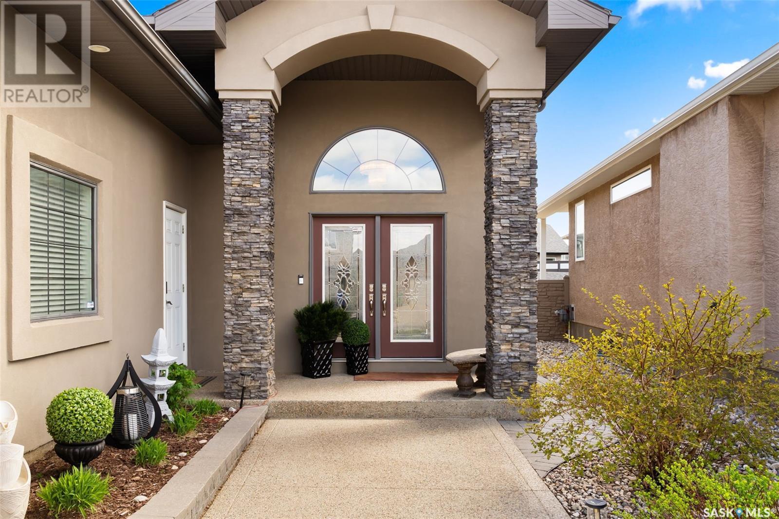 Property at 4654 Malcolm DRIVE image 3