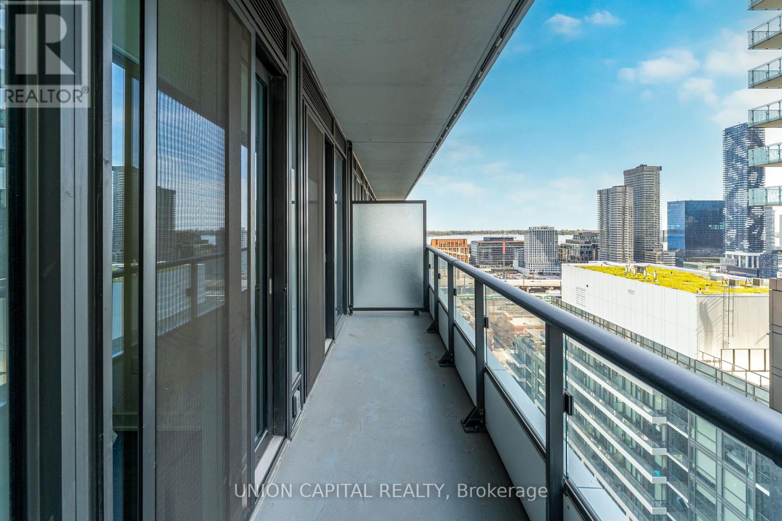 2410 - 70 Princess Street, Toronto, Ontario  M5A 0X6 - Photo 14 - C12150762