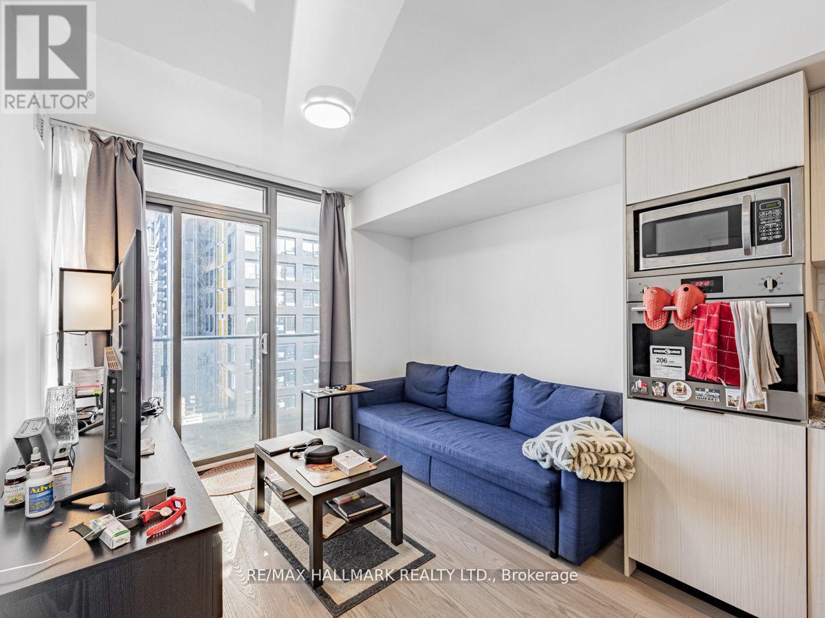 3909 - 11 Wellesley Street W, Toronto, Ontario  M4Y 0G4 - Photo 14 - C12150881