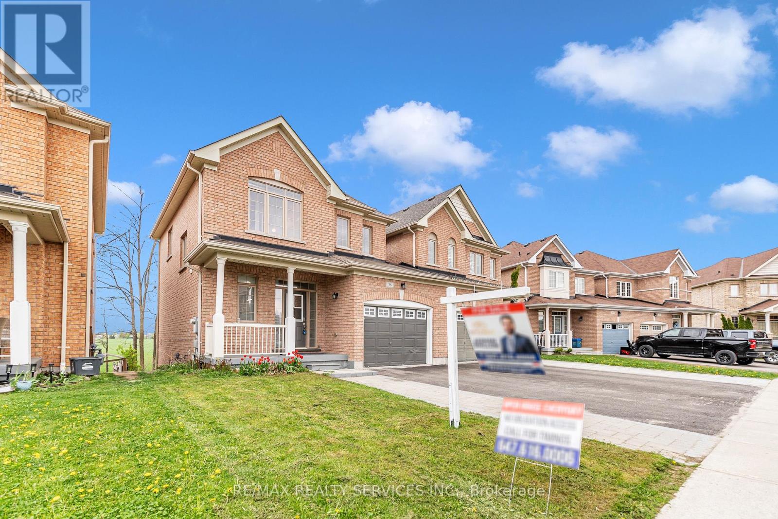 36 Forsyth Crescent, Barrie (West Bayfield), Ontario  L4N 5K4 - Photo 3 - S12149867