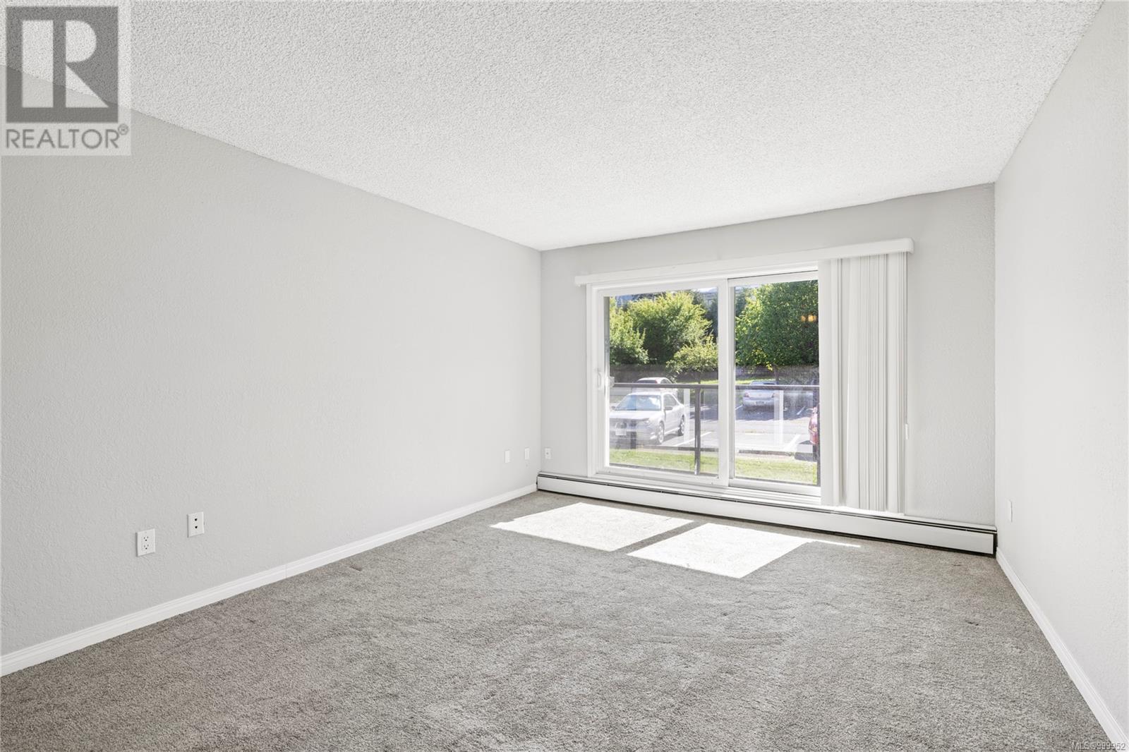 Property at 202 218 Bayview Ave image 5