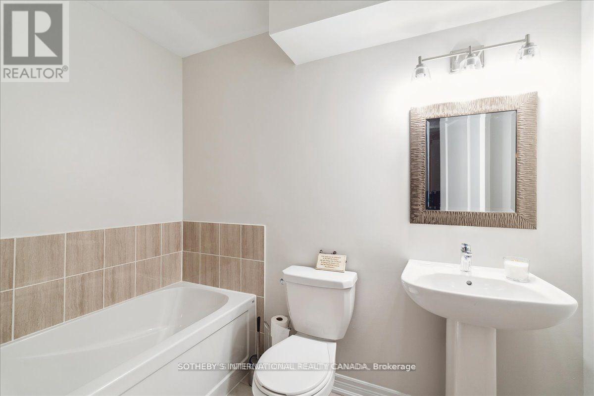 12 Deep River Lane S, Richmond Hill, Ontario  L4C 5S4 - Photo 37 - N12150740