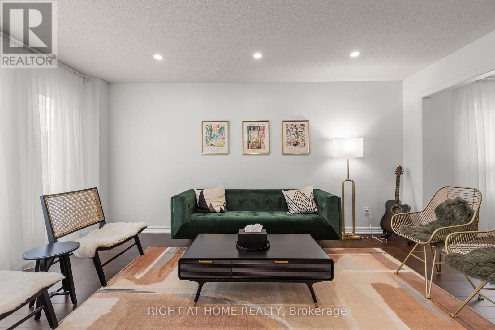 4 Deena Place, Markham, Ontario  L3S 3C6 - Photo 5 - N12150782