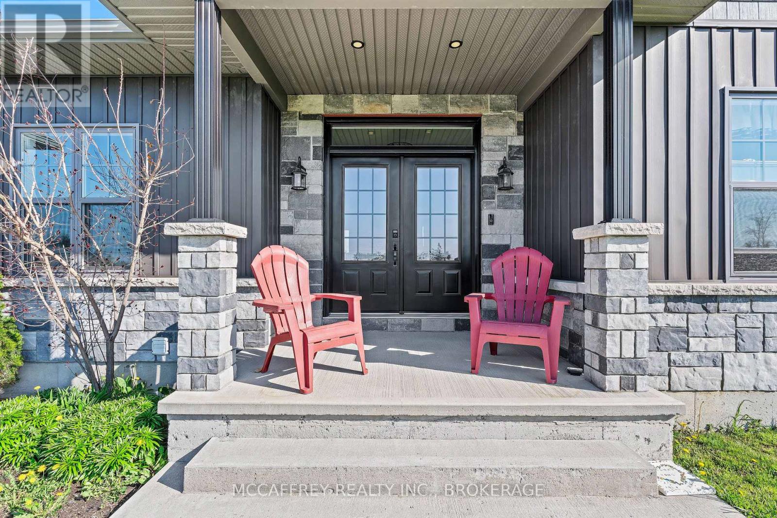 573 Glennelm Road, Greater Napanee, Ontario  K0K 2W0 - Photo 3 - X12150939