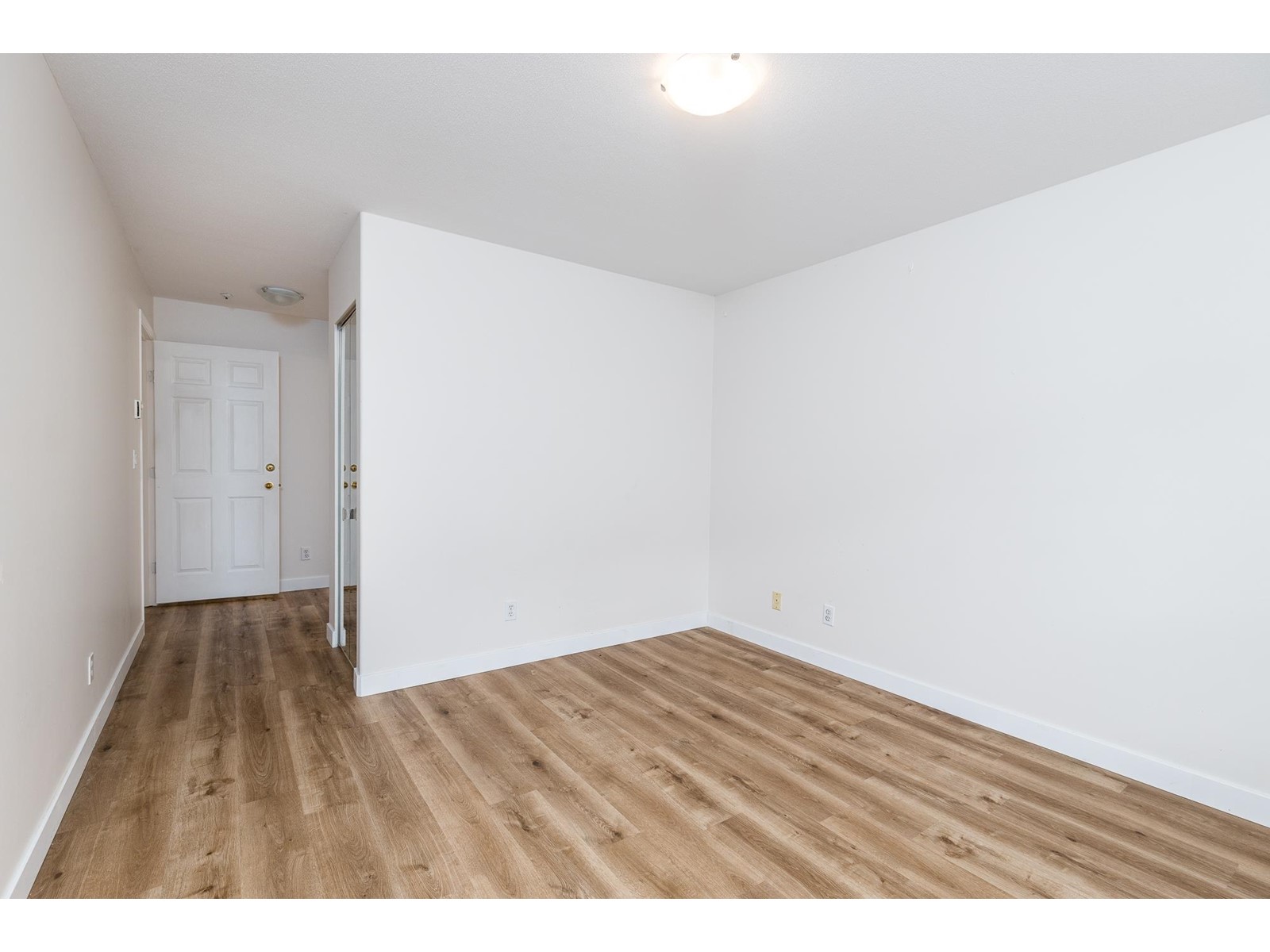201 15241 18 Avenue, Surrey, British Columbia  V4A 1W9 - Photo 14 - R3001412
