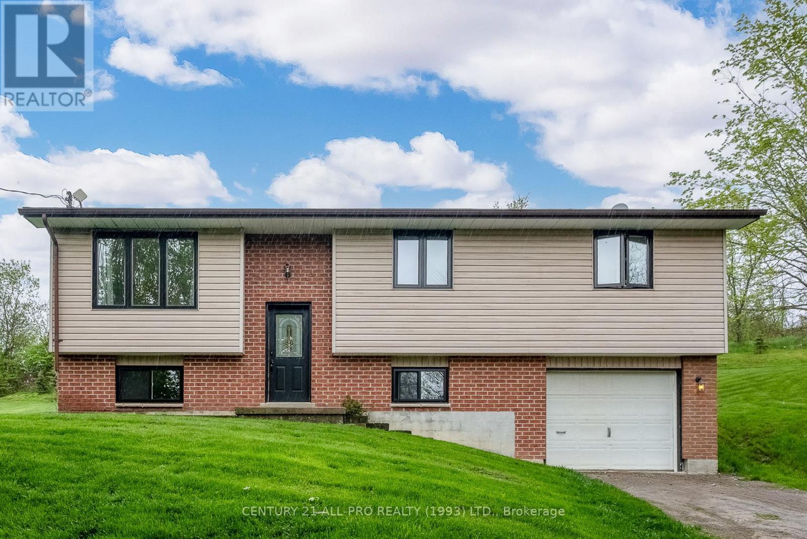 3791 Harwood Road, Hamilton Township, Ontario  K0K 1C0 - Photo 2 - X12150997