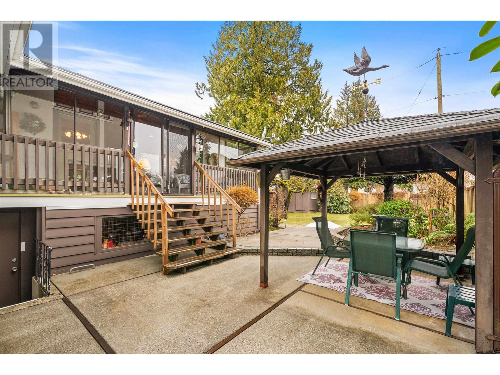 1904 Cliff Avenue, Burnaby, British Columbia  V5A 2K8 - Photo 26 - R2985982