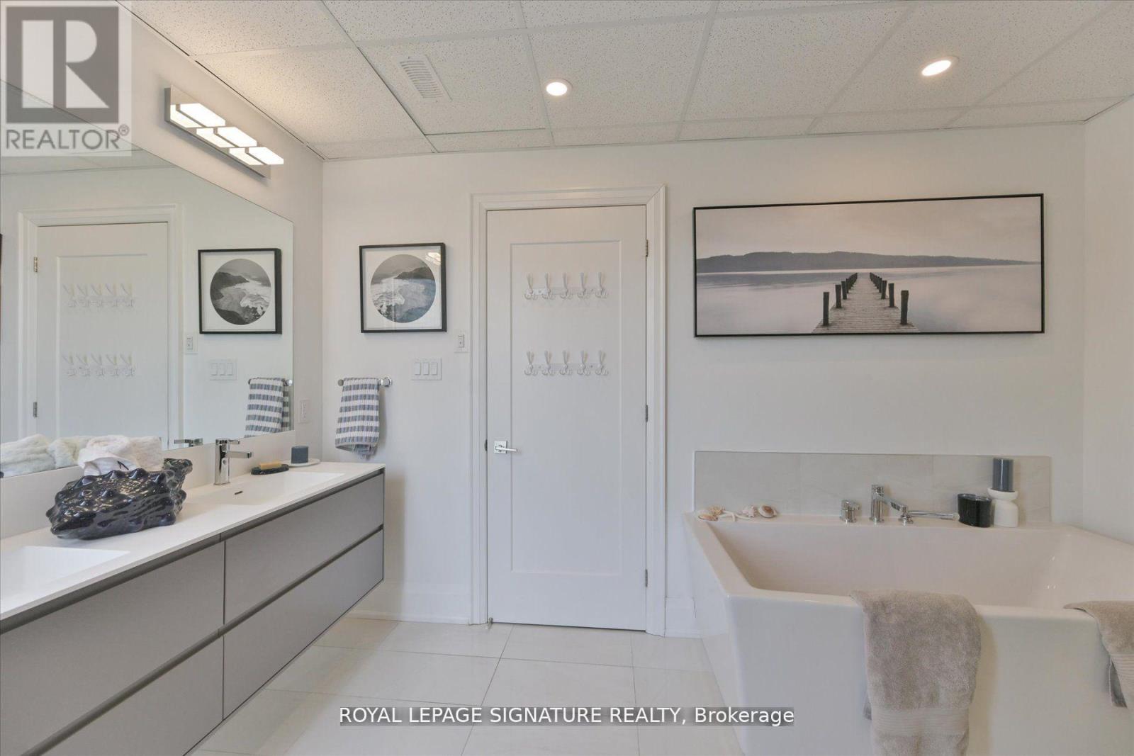 115 High Street W, Mississauga, Ontario  L5H 1K4 - Photo 20 - W12150779
