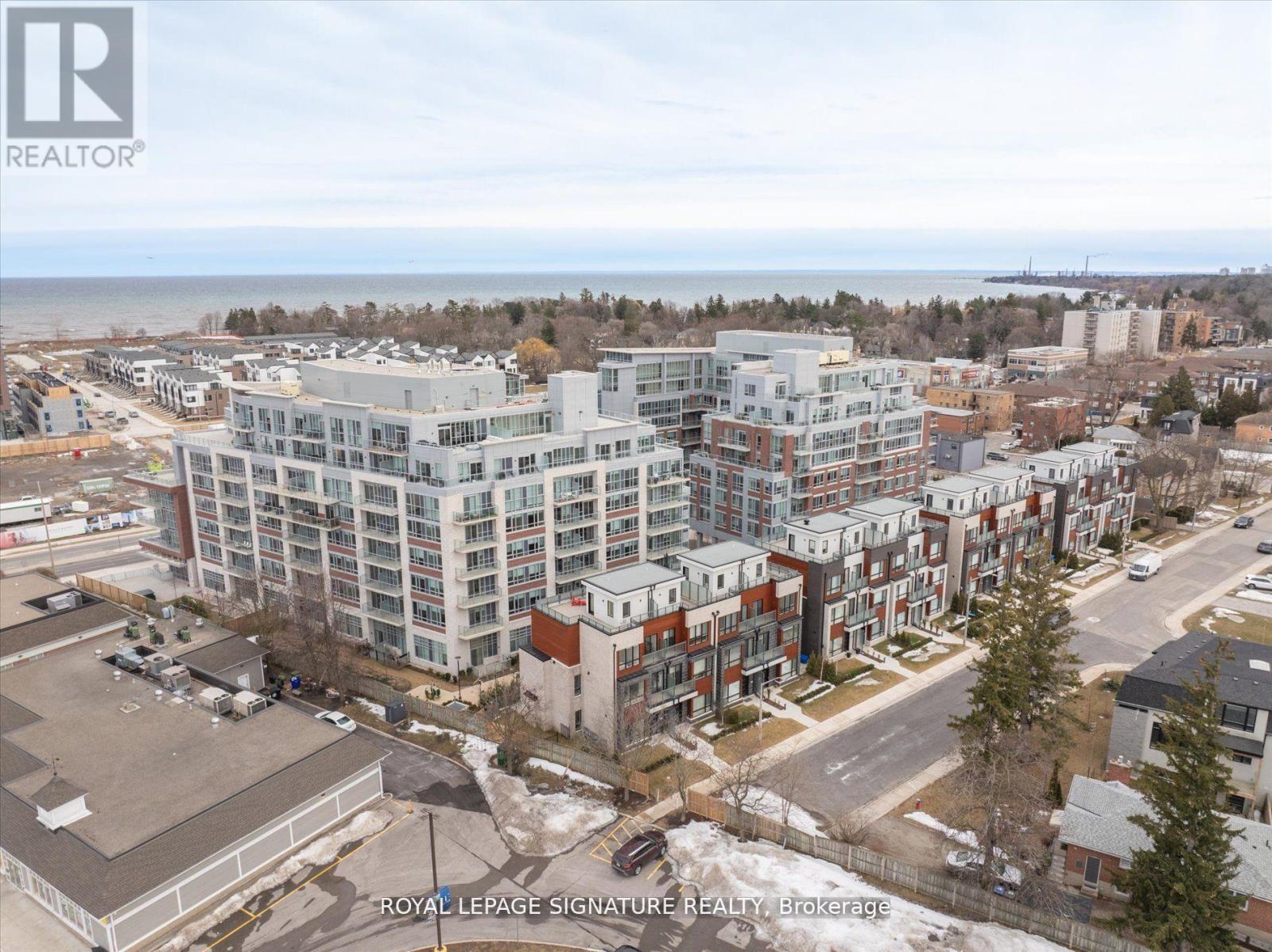 115 High Street W, Mississauga, Ontario  L5H 1K4 - Photo 3 - W12150779