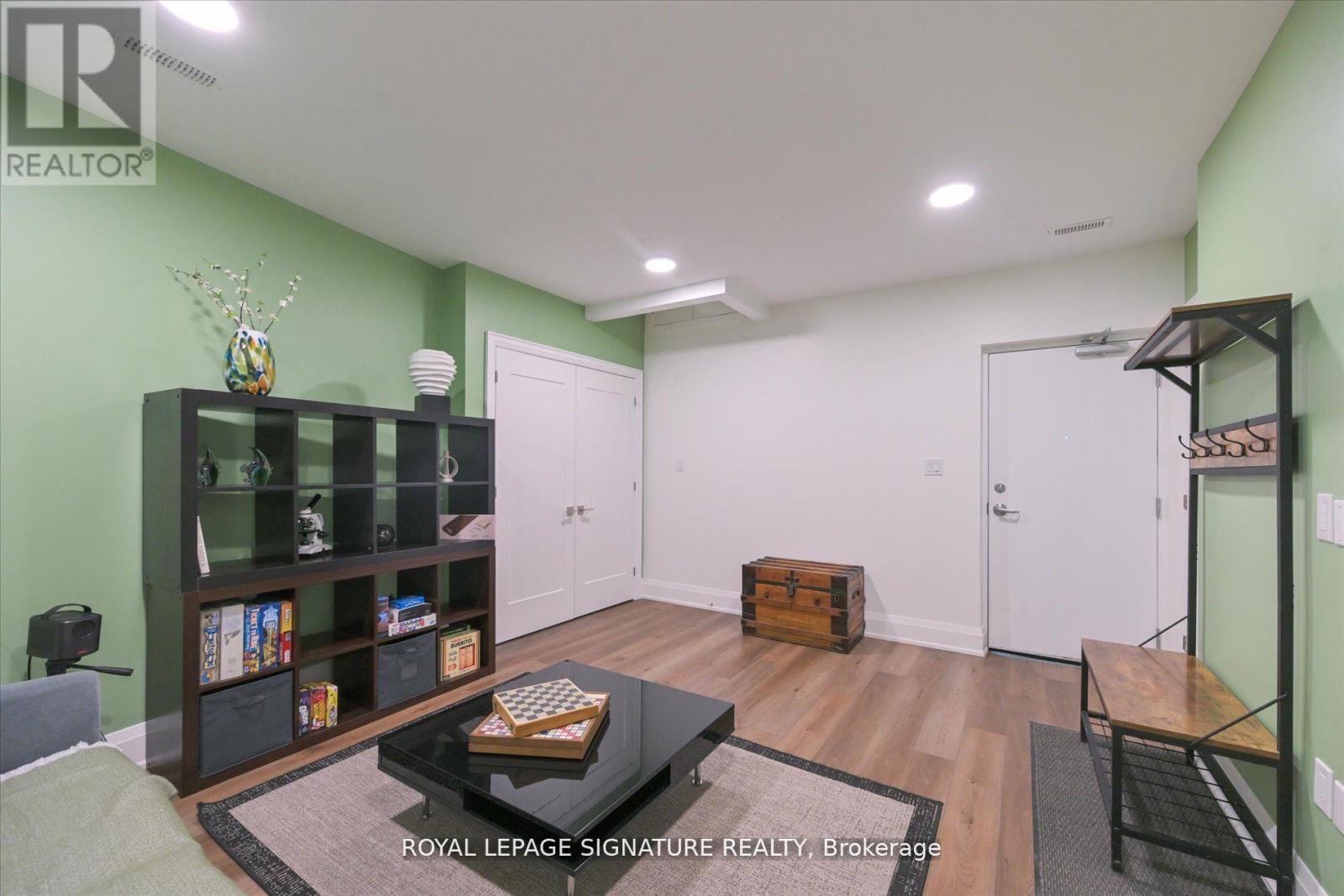115 High Street W, Mississauga, Ontario  L5H 1K4 - Photo 31 - W12150779