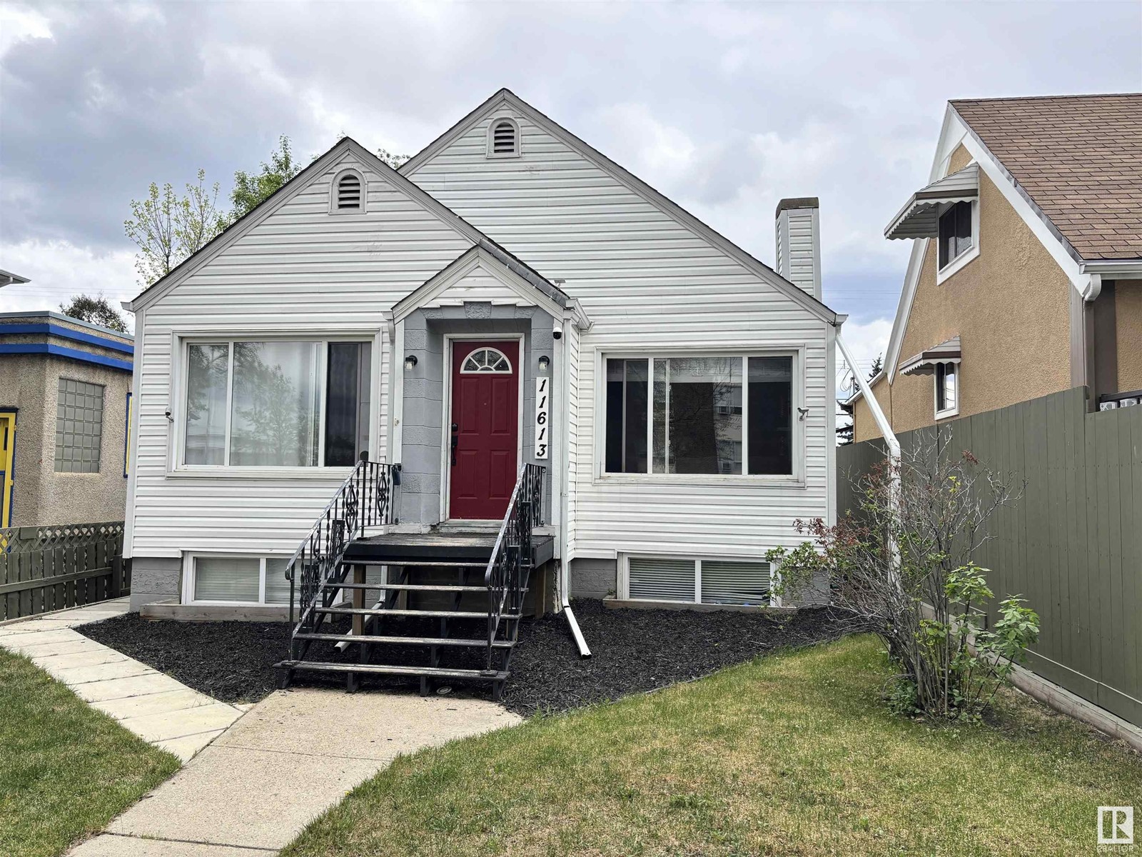 11613 81 St Nw, Edmonton, Alberta  T5B 2S1 - Photo 1 - E4436608