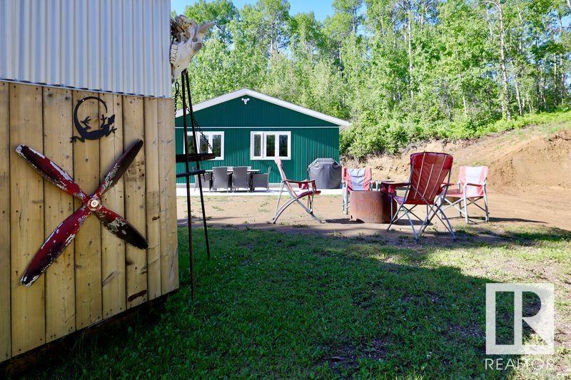 Property at 101 Glenhaven CR image 4