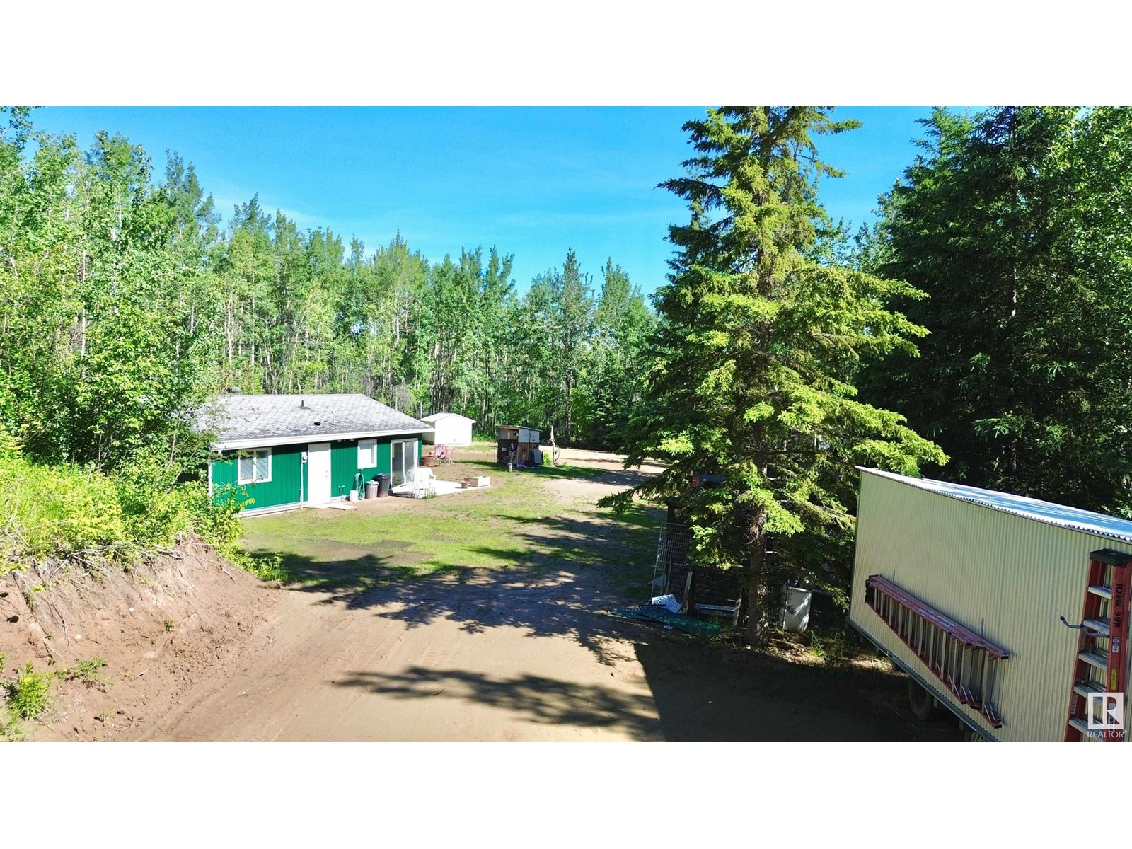 Property at 101 Glenhaven CR image 3