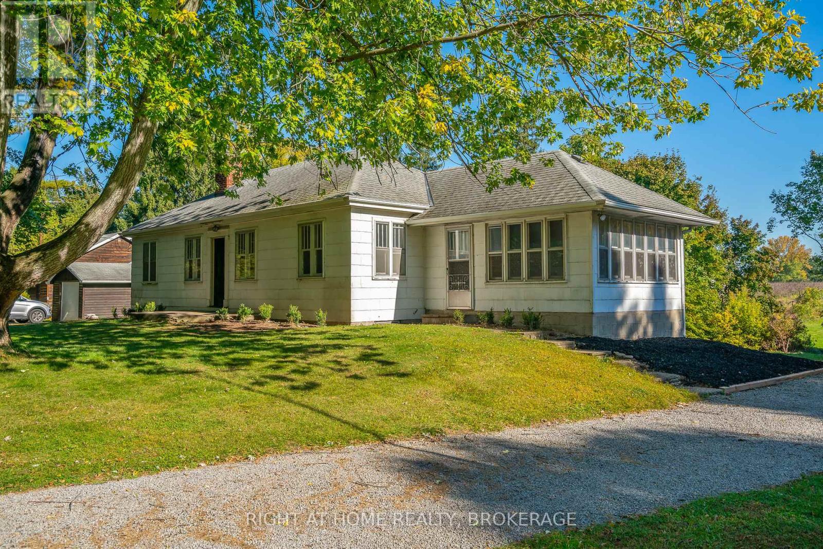 Property at 1353 MCNAB ROAD image 1