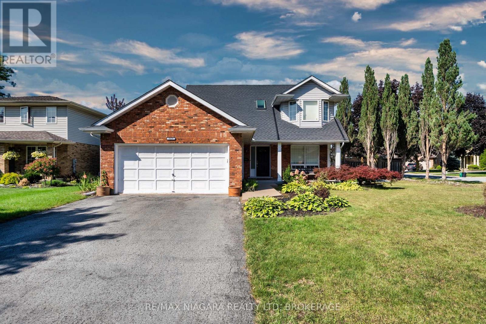 3829 NORTHWOOD DRIVE, Niagara Falls, Ontario