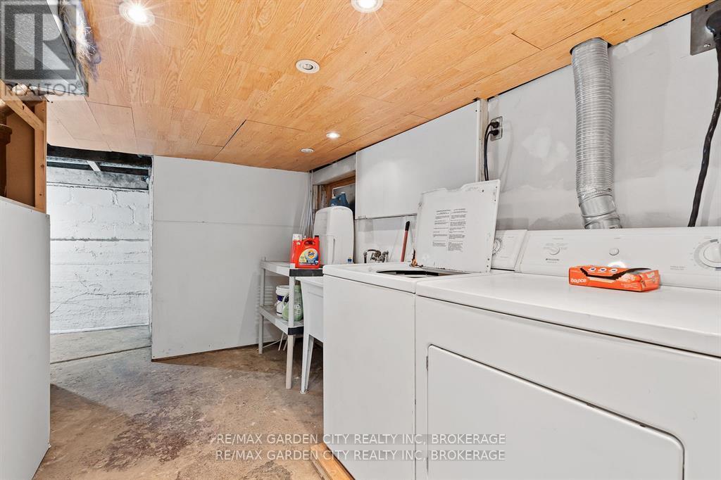 112 Clara Street, Thorold, Ontario  L2V 1K1 - Photo 17 - X12150960