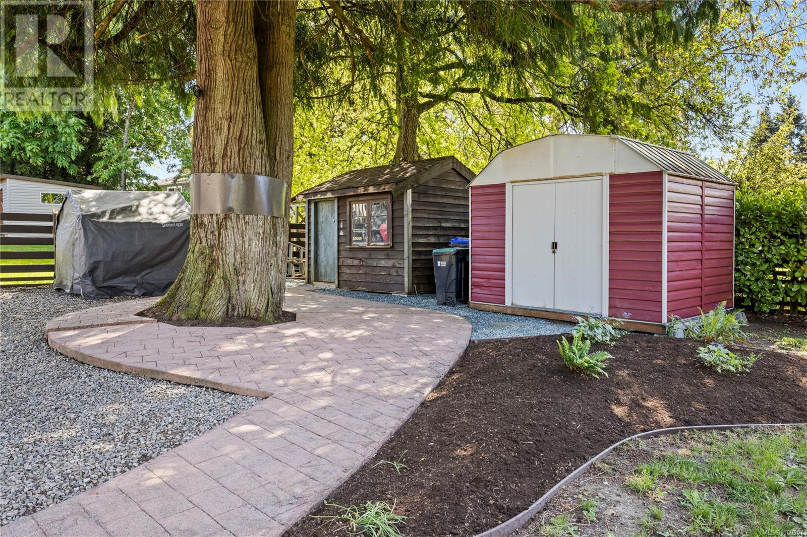 580 Tamarack Dr, Qualicum Beach, British Columbia  V9K 1A7 - Photo 37 - 1000007