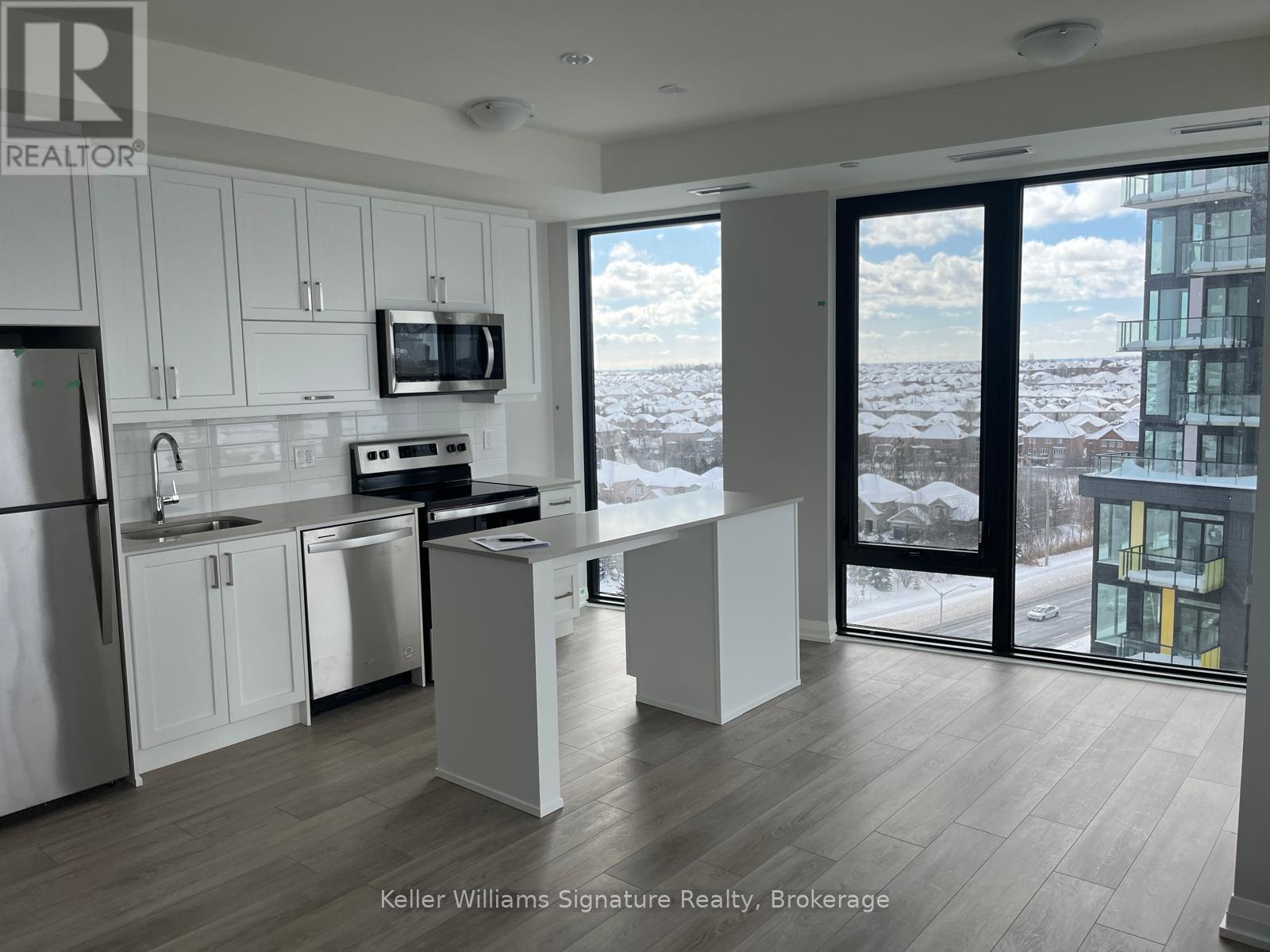 909 - 1415 Dundas Street E, Oakville, Ontario  L6H 7G1 - Photo 3 - W12150818